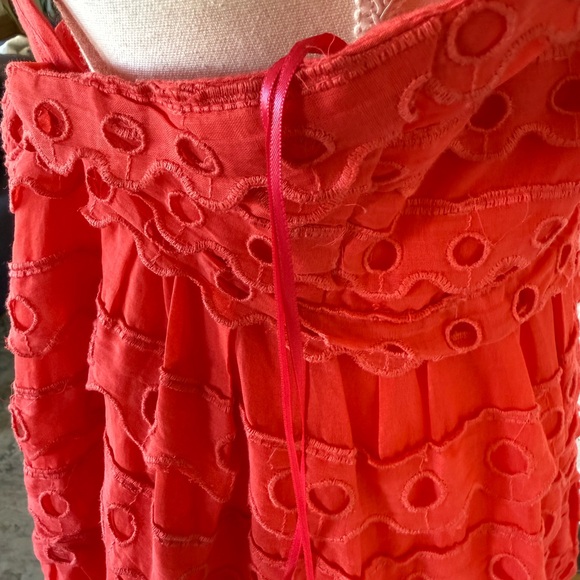 NWT Anthropologie Maeve Eyelet Halter Midi Dress Sz 6P
reddish-orange (coral) - Picture 8 of 15